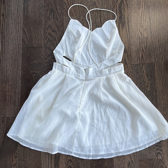 Zaful White Dress - Picture 2 of 6
